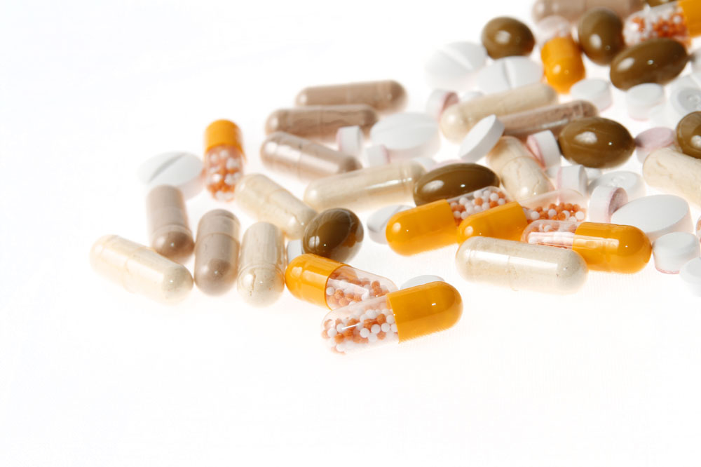 實(shí)現(xiàn)在線檢測(cè) 金屬檢測(cè)機(jī)為醫(yī)藥有效剔除金屬雜質(zhì)